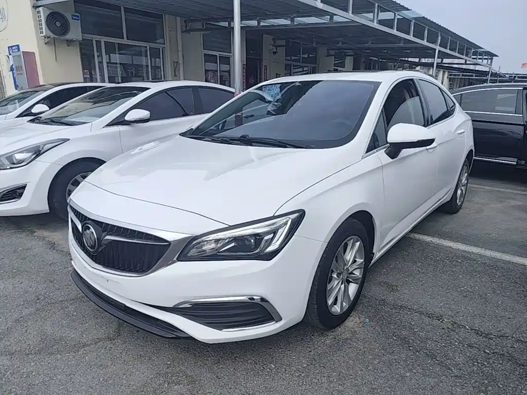 Фото 1 - Buick Verano