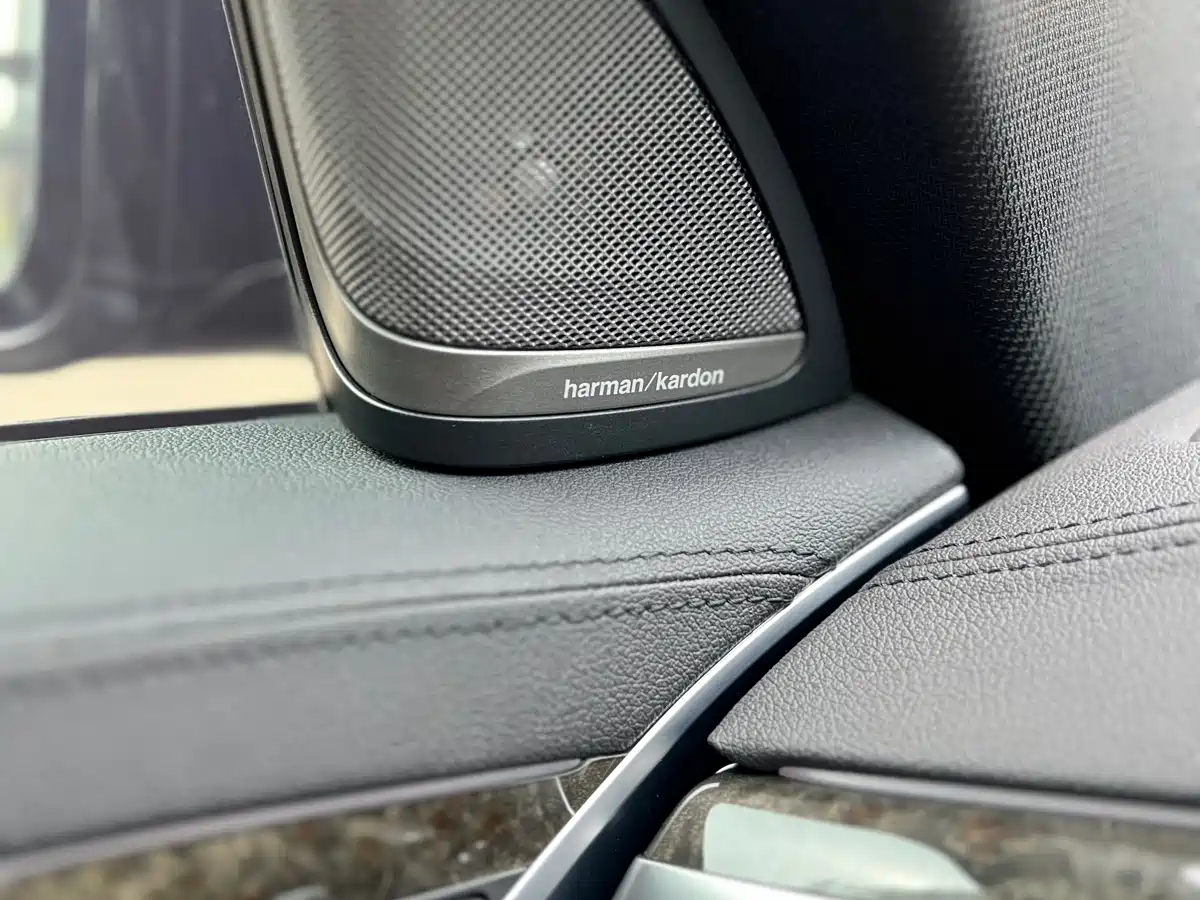 BMW 6 Series GT 2020 630i M Sport Package фото 17