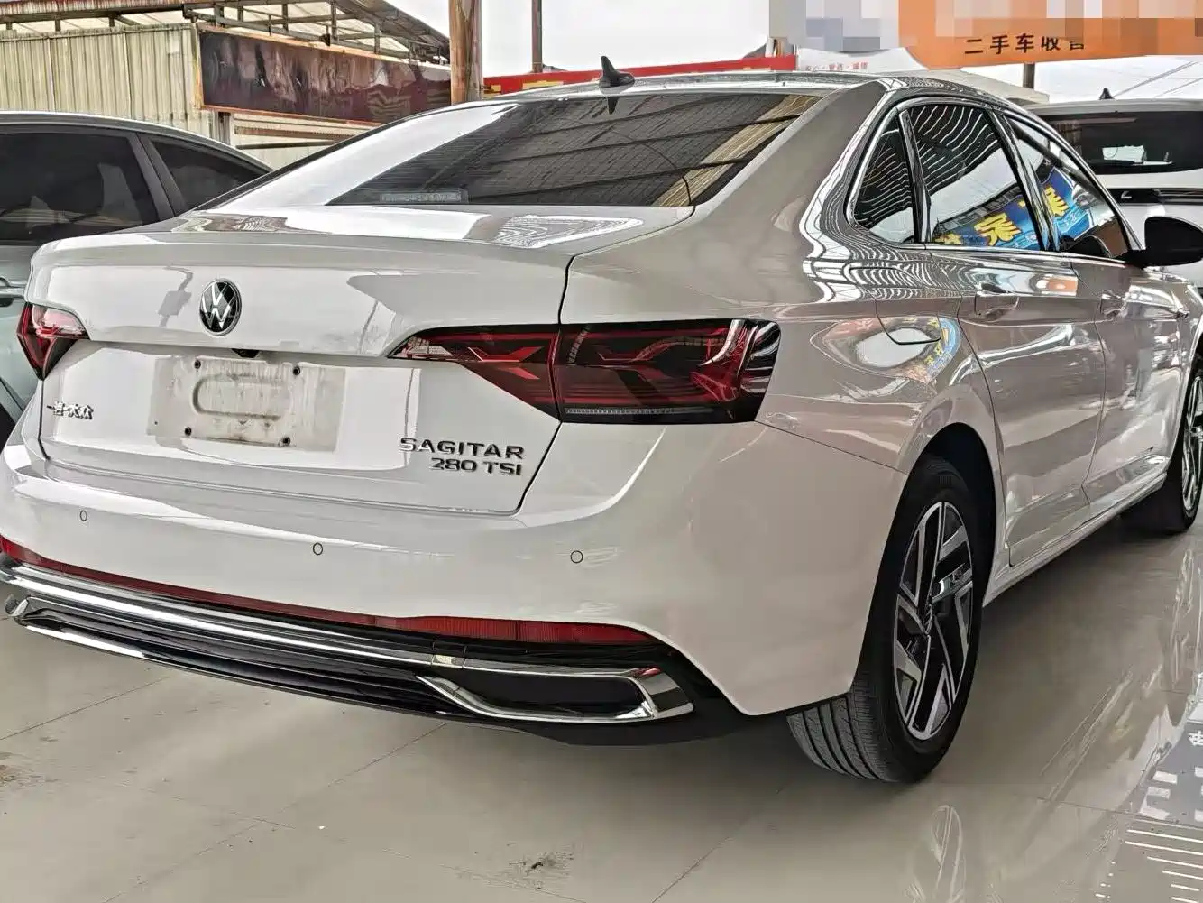 Volkswagen Sagitar 2022 280TSI DSG Surpassing Edition фото 11