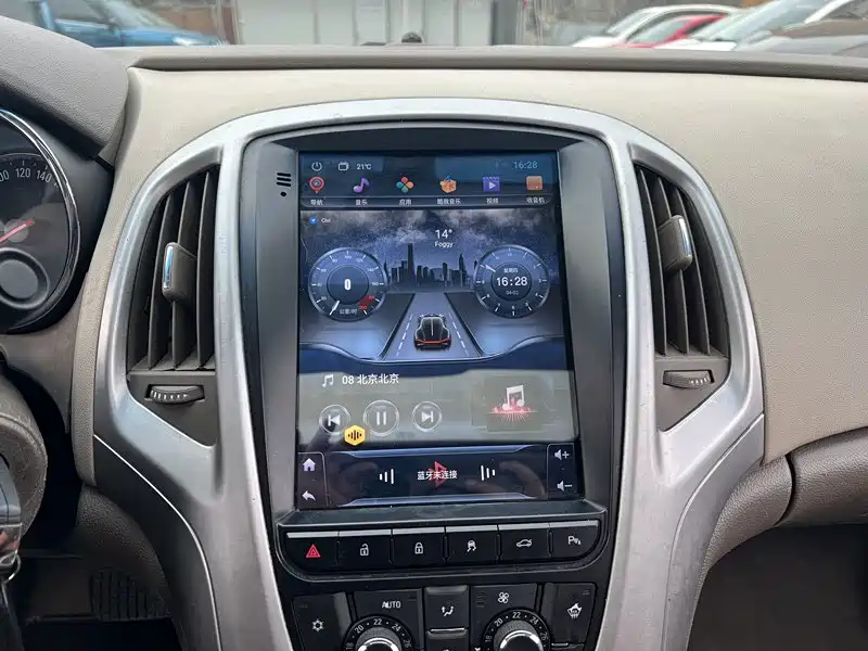 Buick Excelle 2013 GT 1.6L Automatic Fashion Edition фото 10