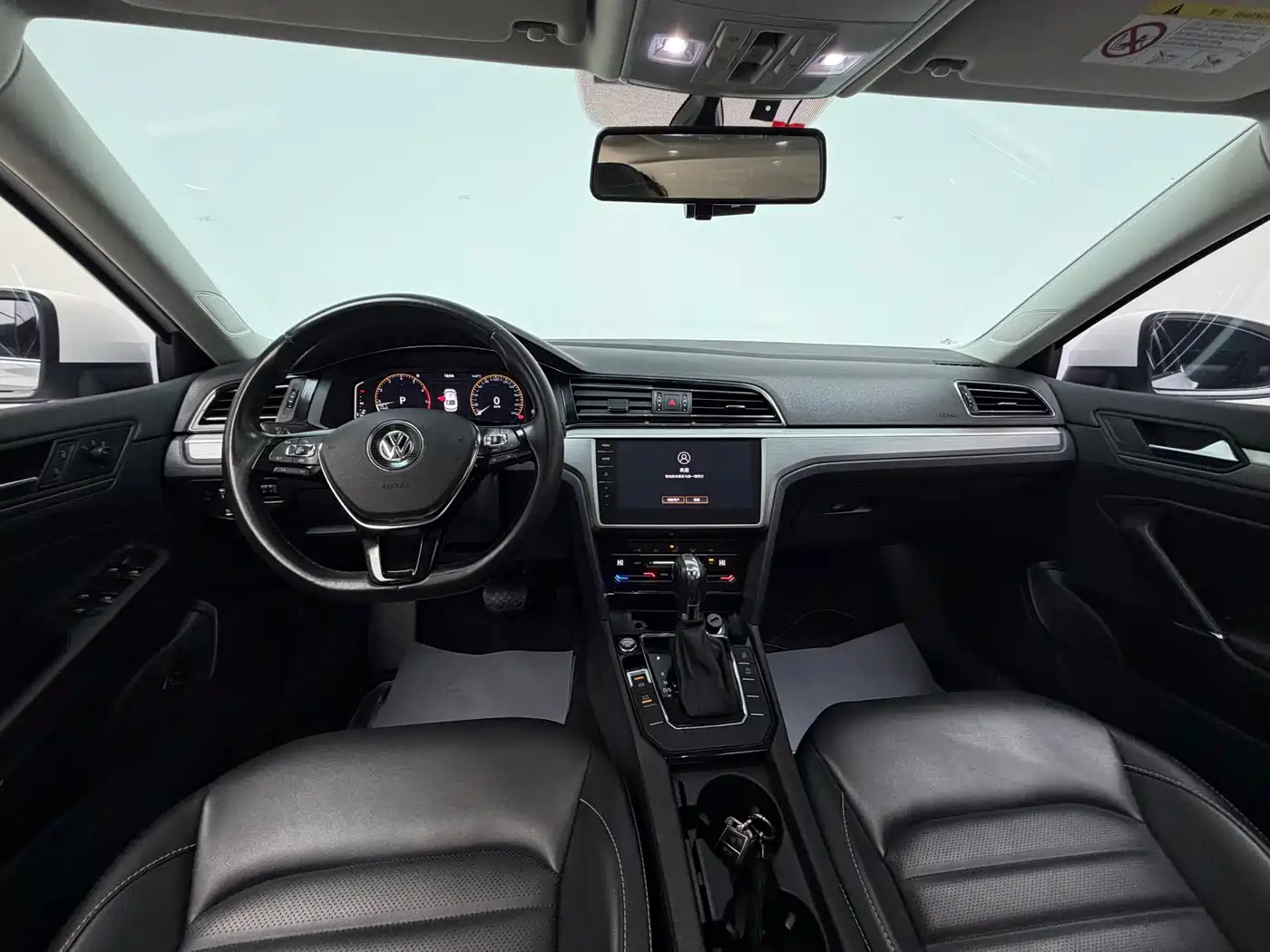 Volkswagen Lamando 2021 280TSI DSG Comfort Edition фото 12