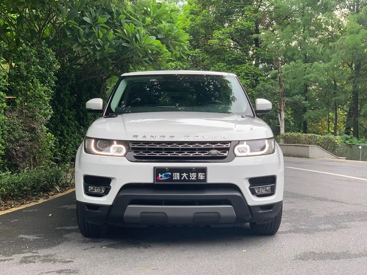 Фото 2 - Land Rover Range Rover Sport