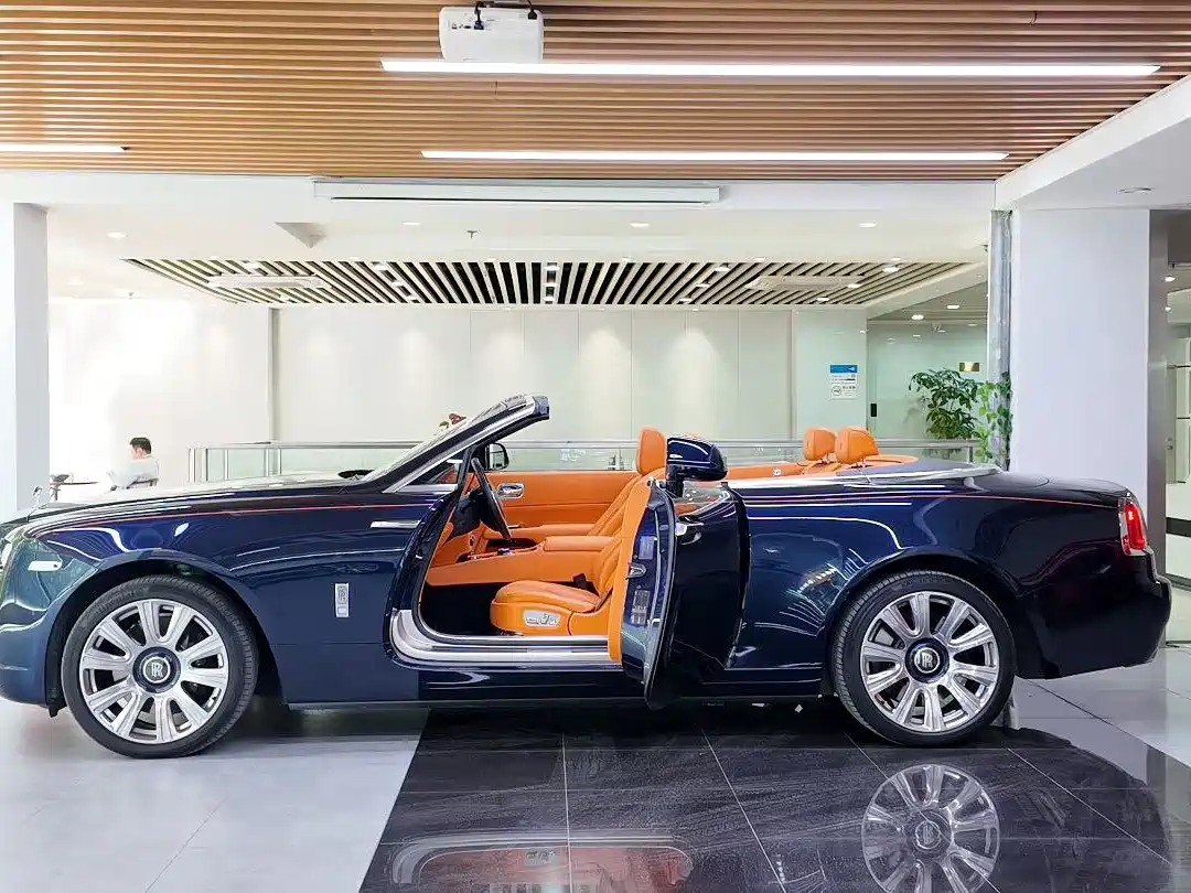 Rolls-Royce Dawn 2017 2018 6.6T Standard