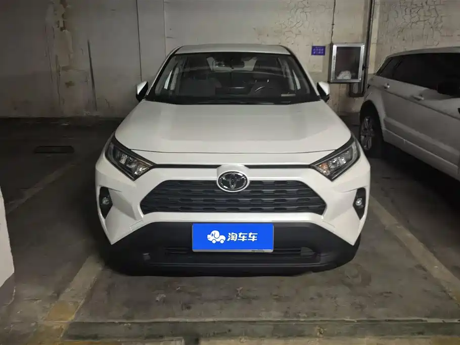 Toyota RAV4 Rongfang 2024 2.0L CVT FWD Urban Edition фото 2