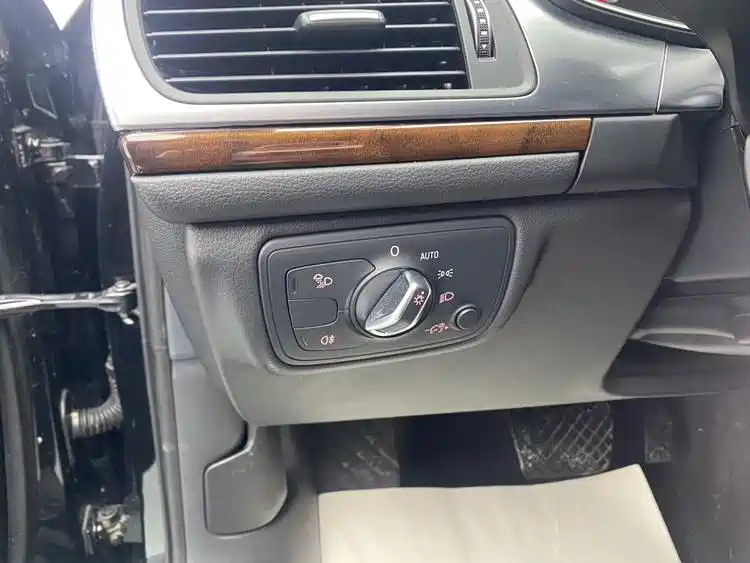 Audi A6L 2016 TFSI Comfort фото 12