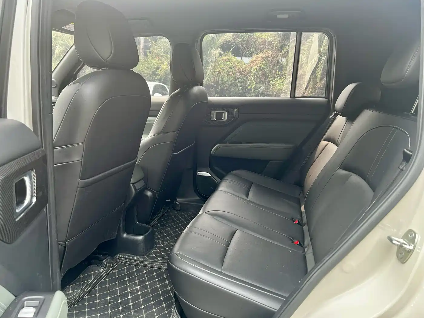 BAOJUN YUE ALSO PLUS