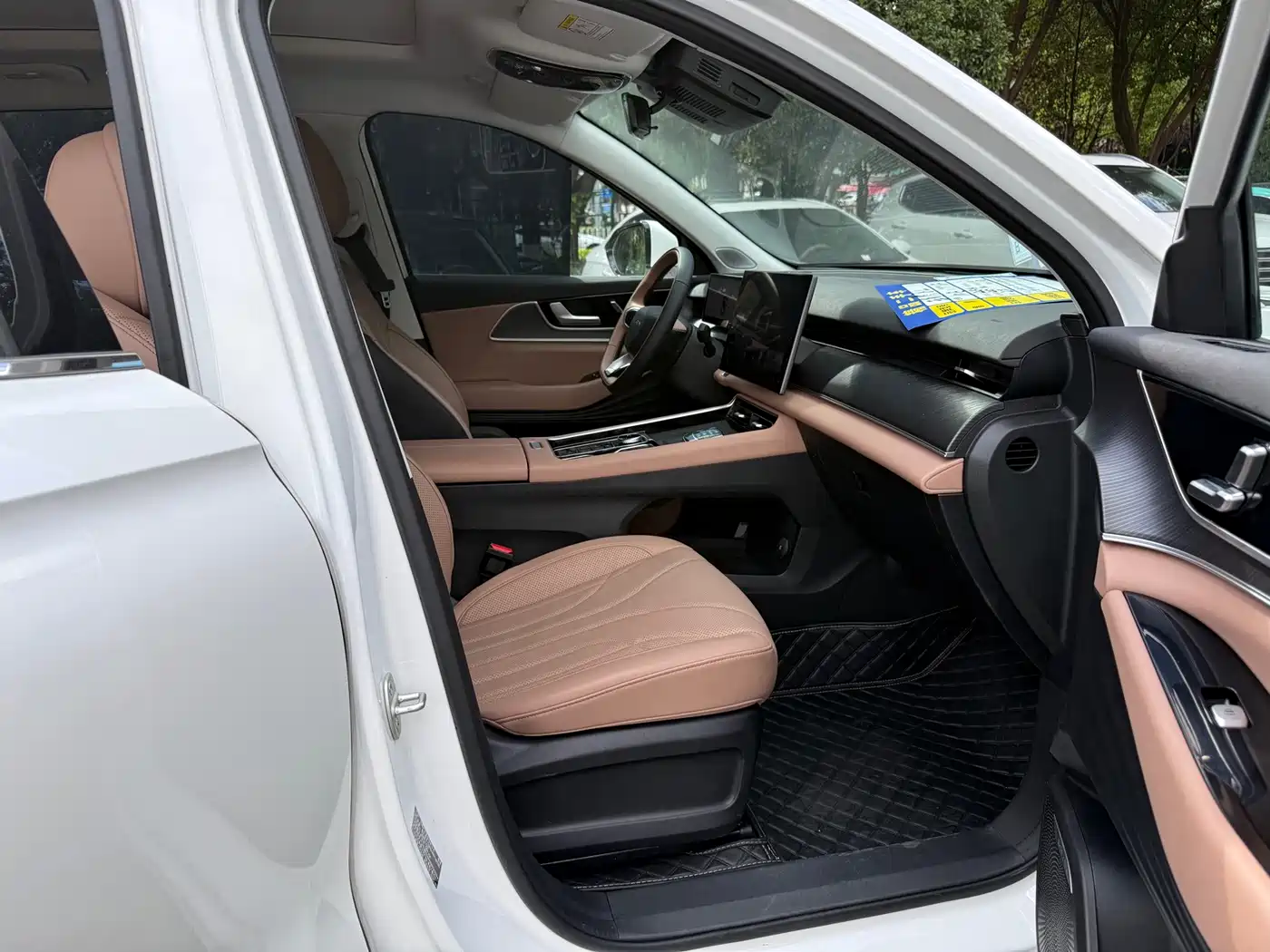Chery Tiggo 8L 2025 2024 2.0T 2WD Premium 5-seater