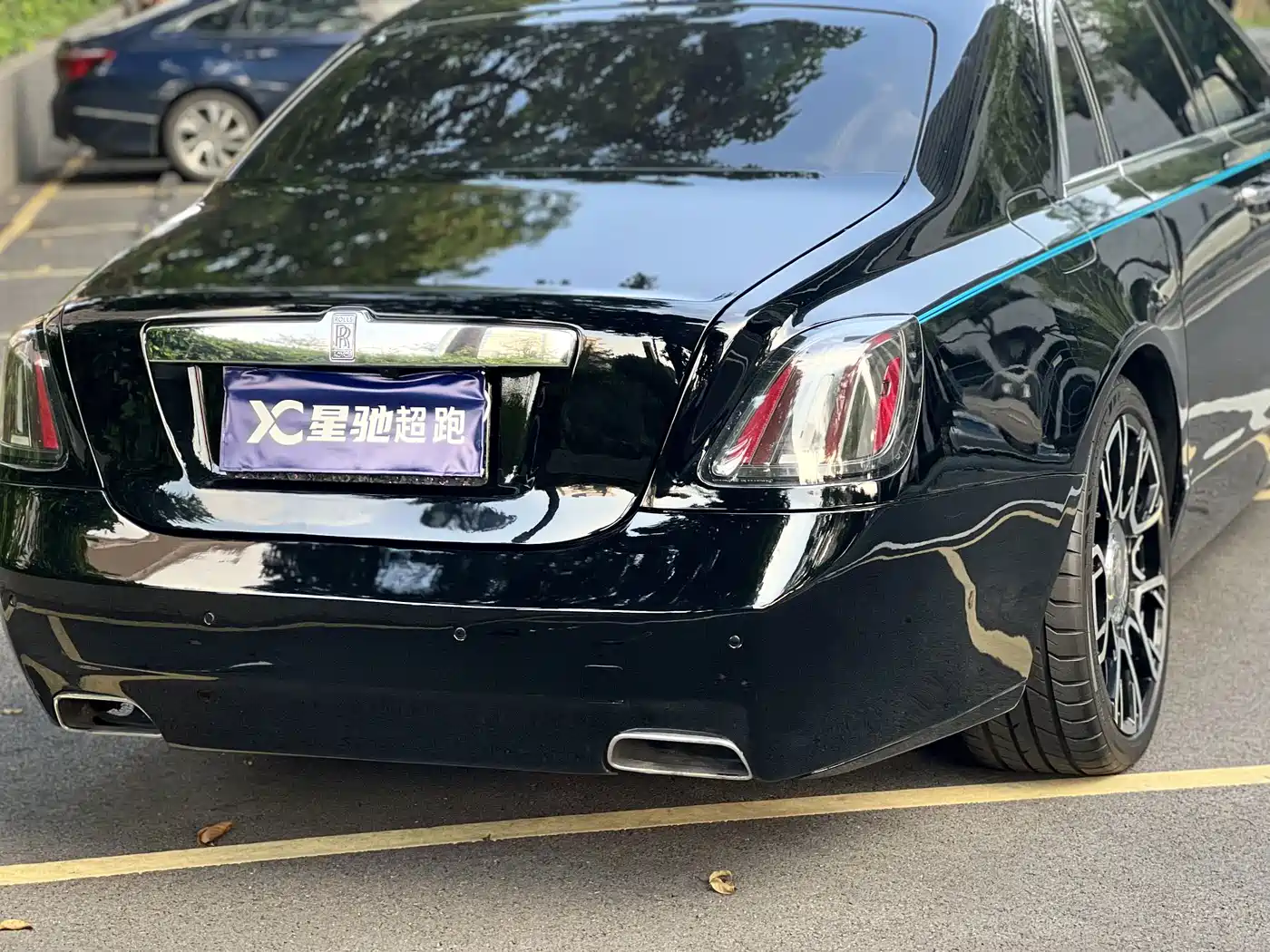 Rolls-Royce Ghost 2011 2010 Model 6.6T Standard