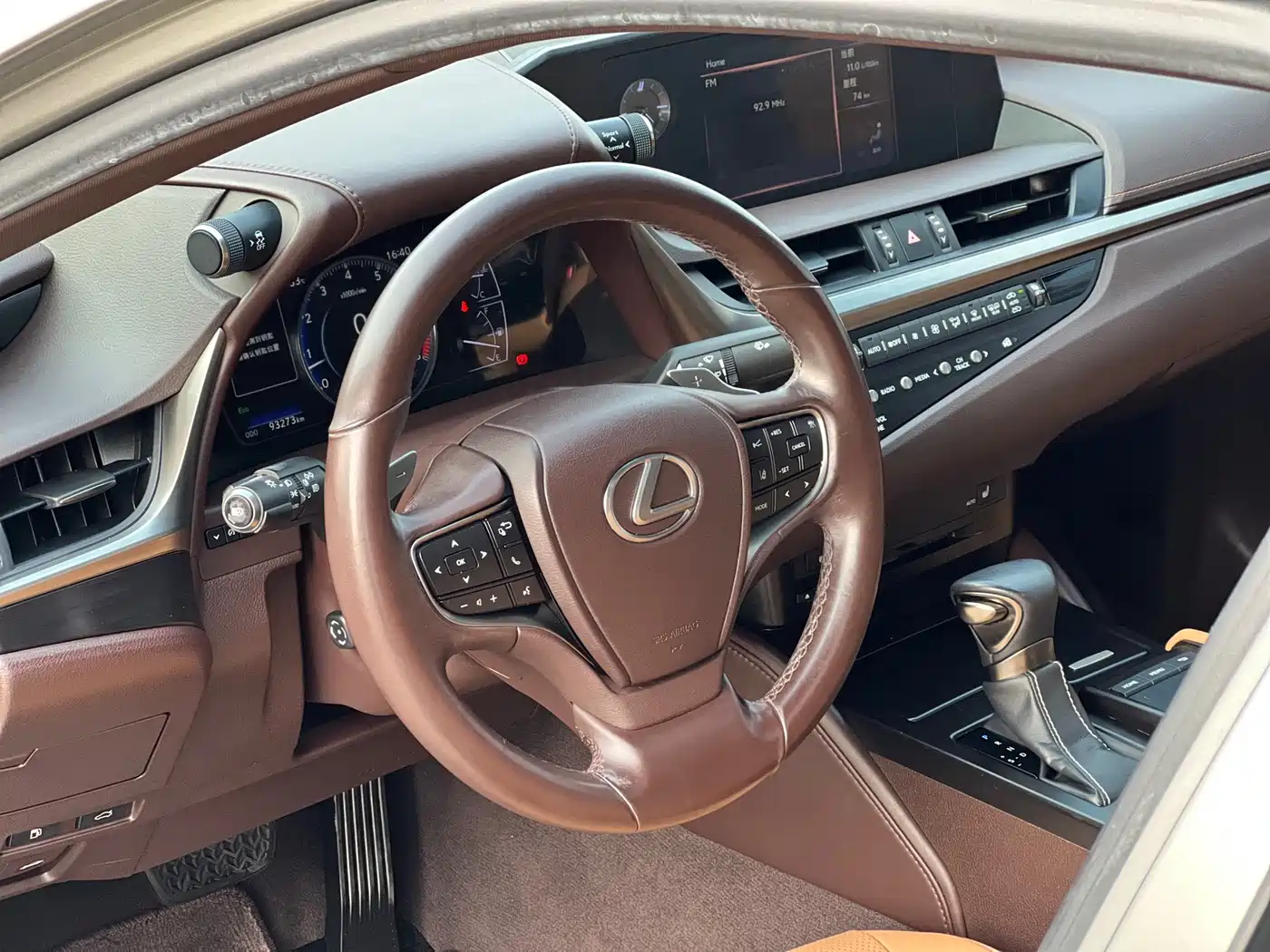 Lexus ES 2018 260 Excellence Edition China V фото 9