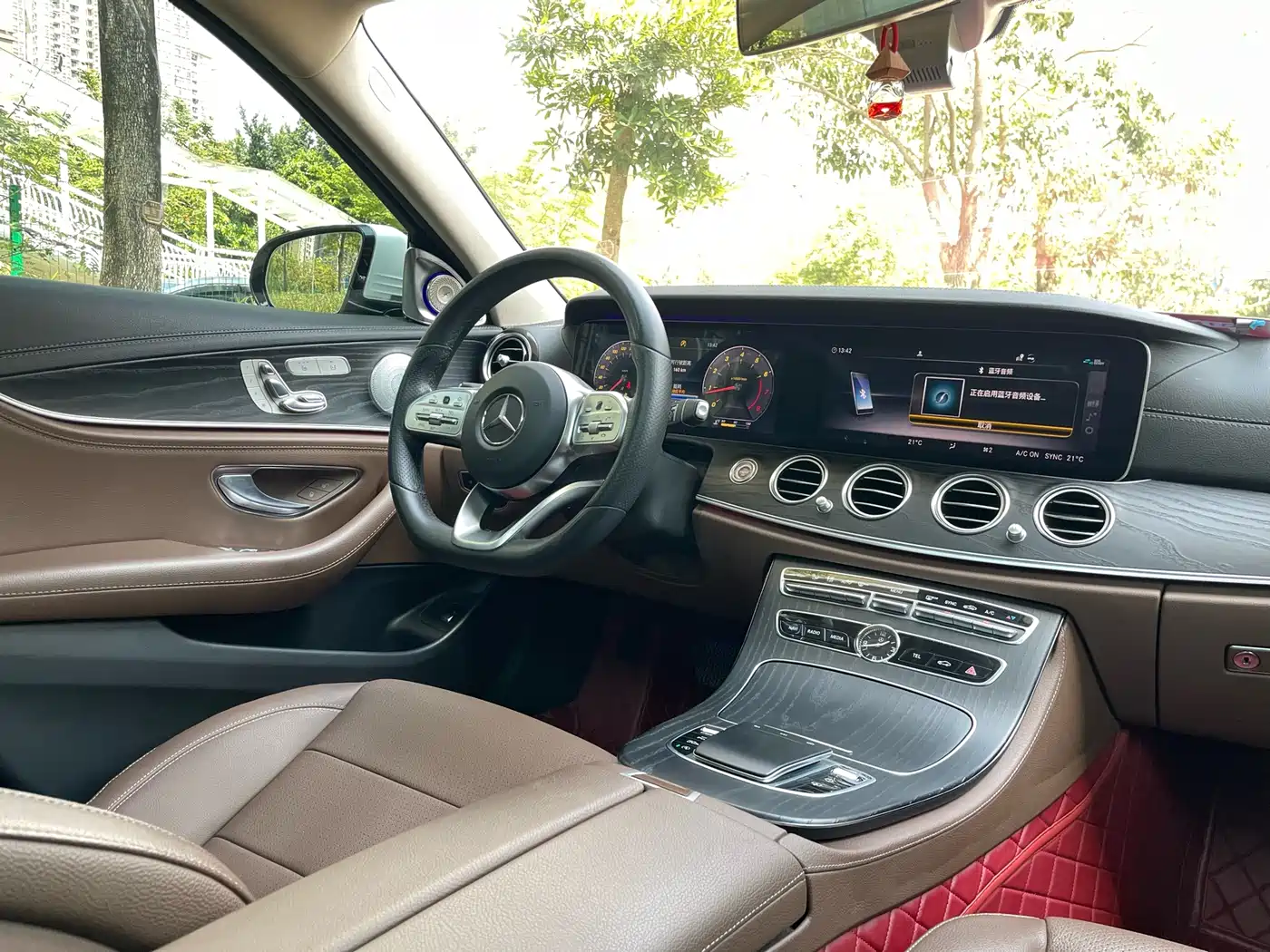 Mercedes-Benz E-Class 2020 Facelift E 300 L Sport Exclusive фото 14
