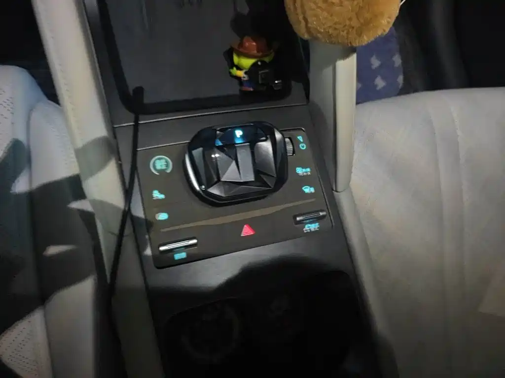 BYD Yuan UP 2024 2024 401KM Surpass Edition