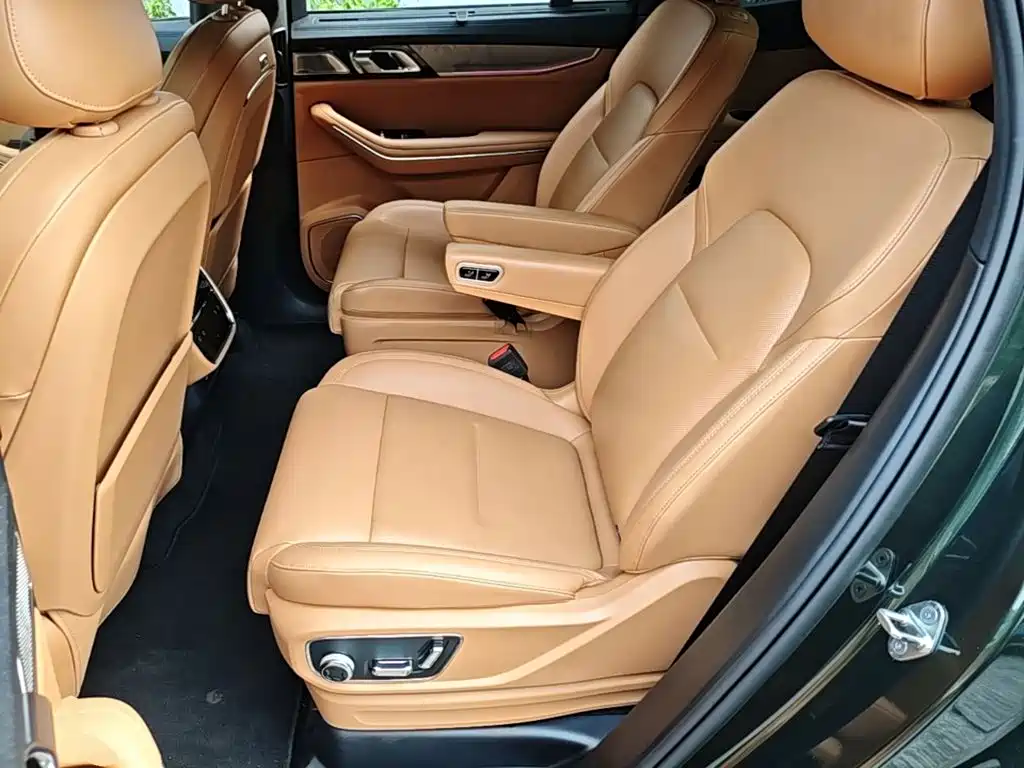 Lynk & Co 09 EM-P 2024 2024 2.0TD EM-P AWD ULTRA 6-Seater