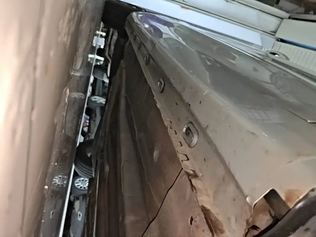 Фото 21 - Roewe i5