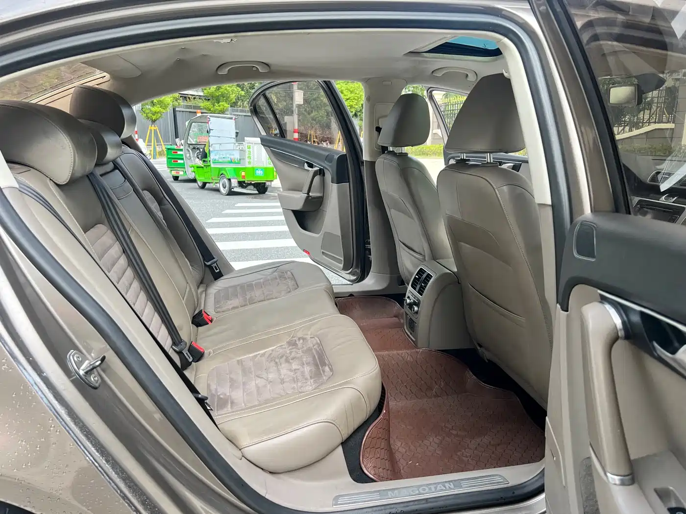 Volkswagen Magotan 2013 1.8TSI Premium фото 17