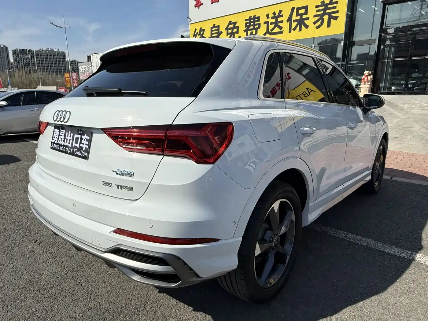 Audi Q3 2022 35 TFSI Fashion Dynamic фото 6