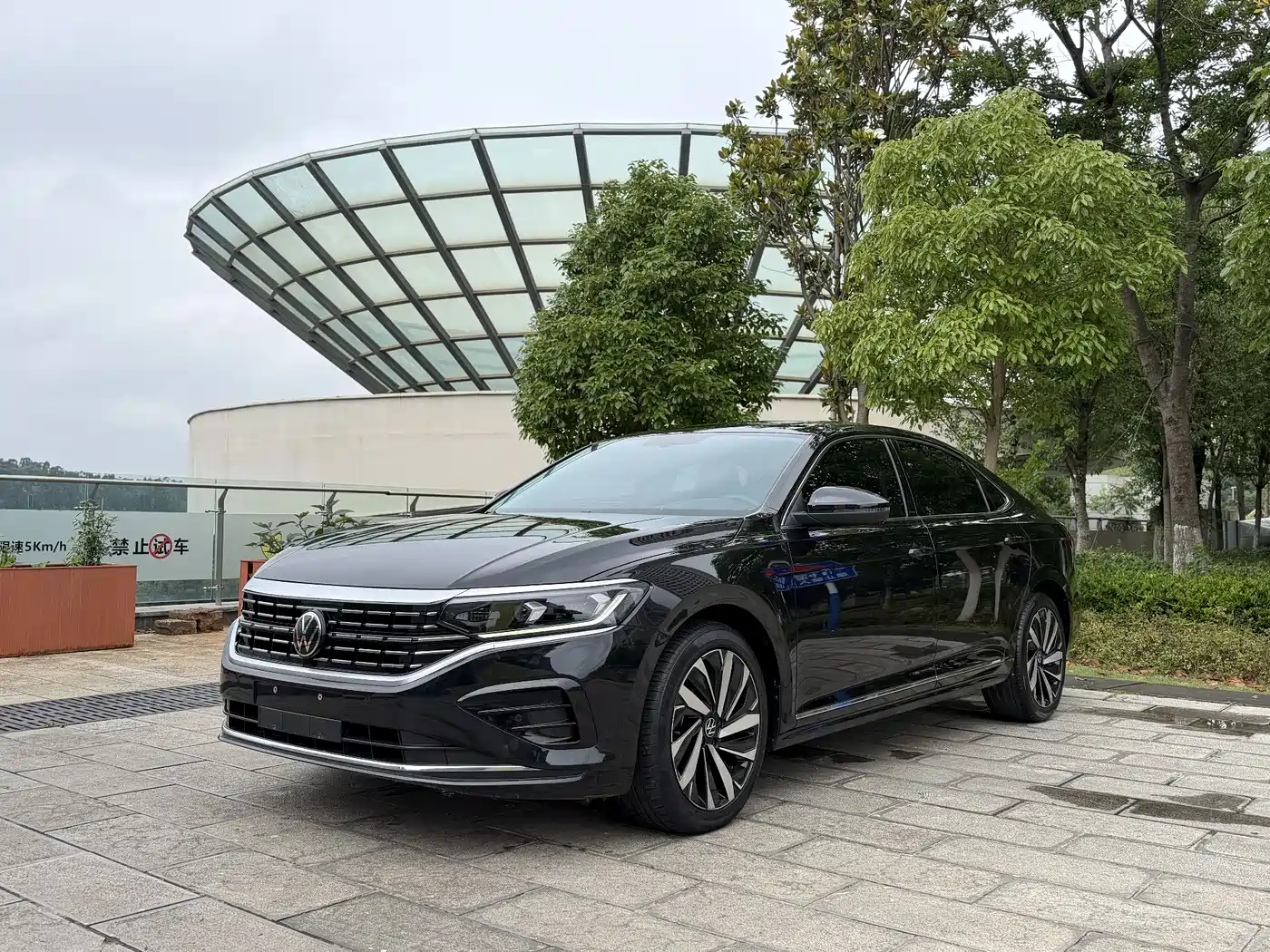 Volkswagen Passat 2022 330TSI Elite Edition