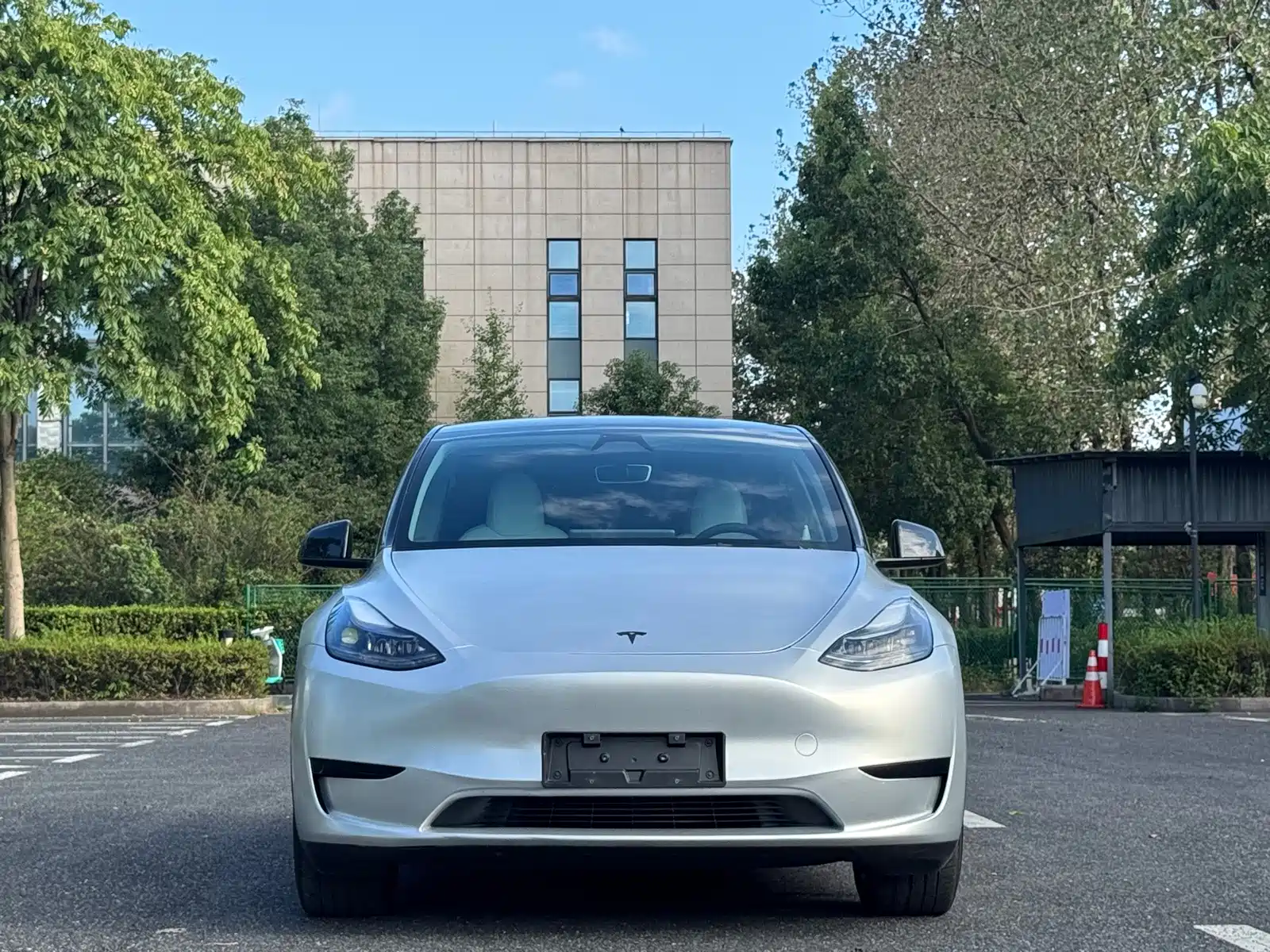 Фото 2 - Tesla Model Y