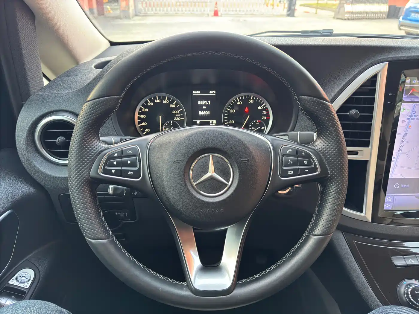 Mercedes-Benz Vito 2018 2.0T Business China V фото 28