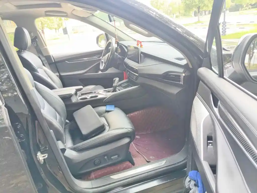 SAIC Maxus D90 2018 2017 2.0T Automatic 2WD Uranus