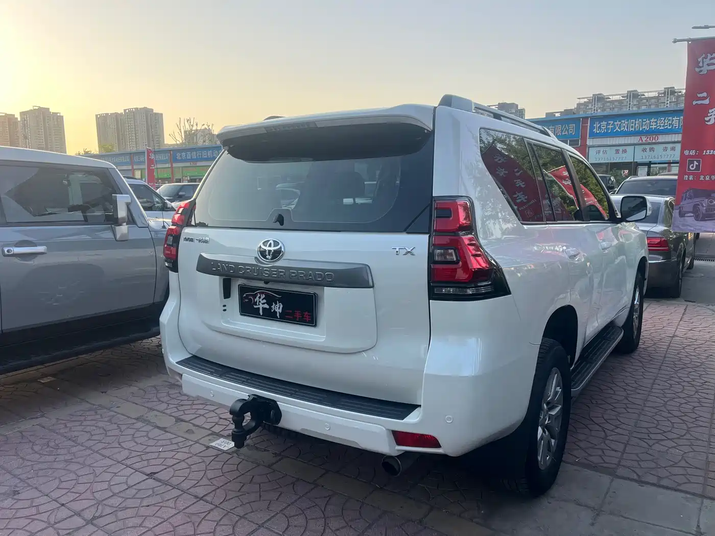 Toyota Prado 2018 3.5L Auto TX фото 3