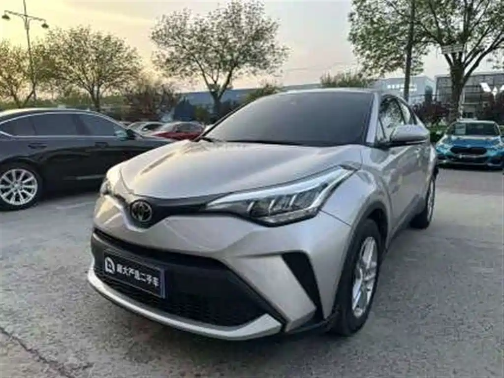 Toyota C-HR 2021 2.0L Comfort Edition фото 3