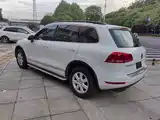Фото 7 - Volkswagen Touareg