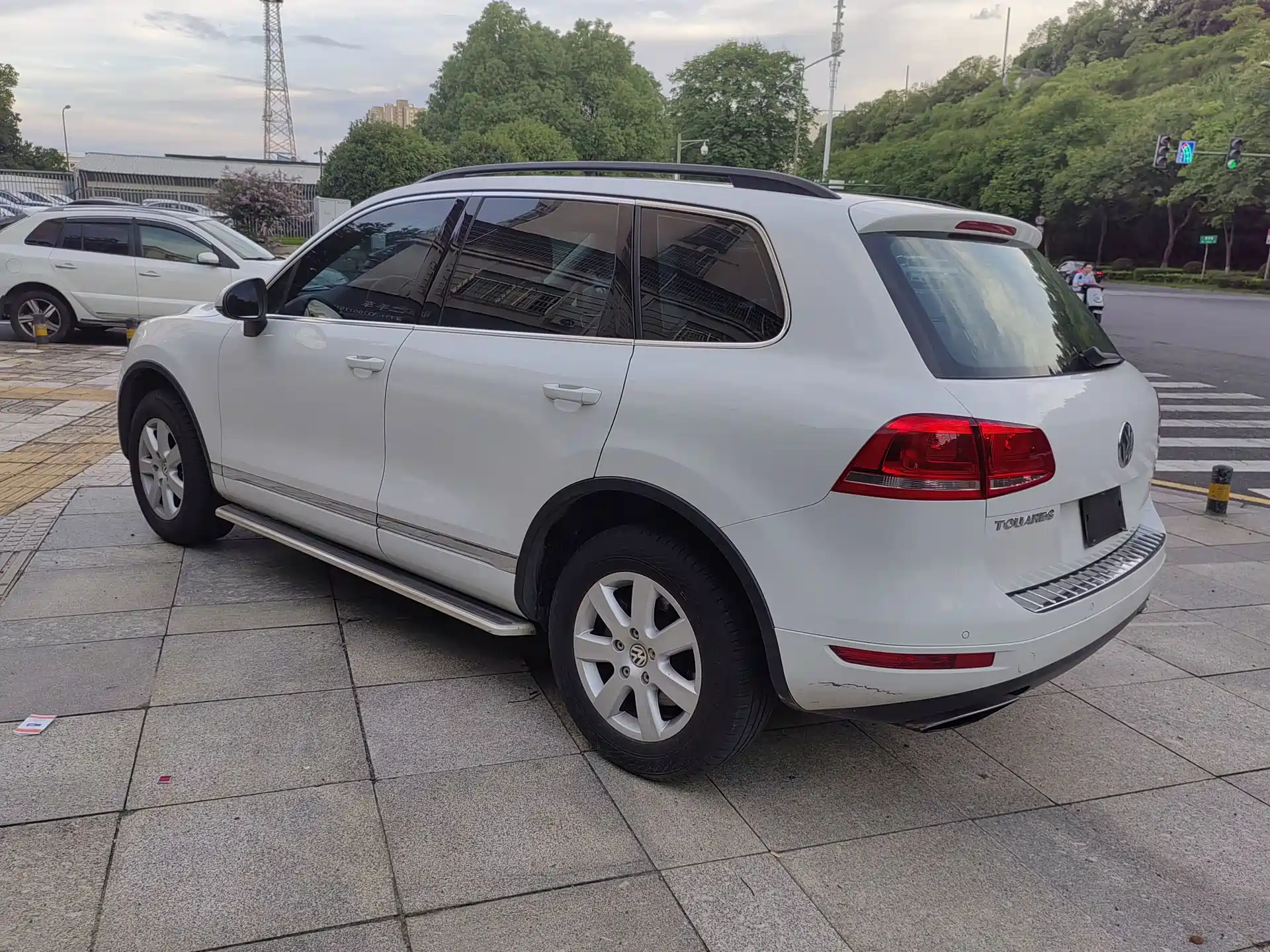 Фото 7 - Volkswagen Touareg