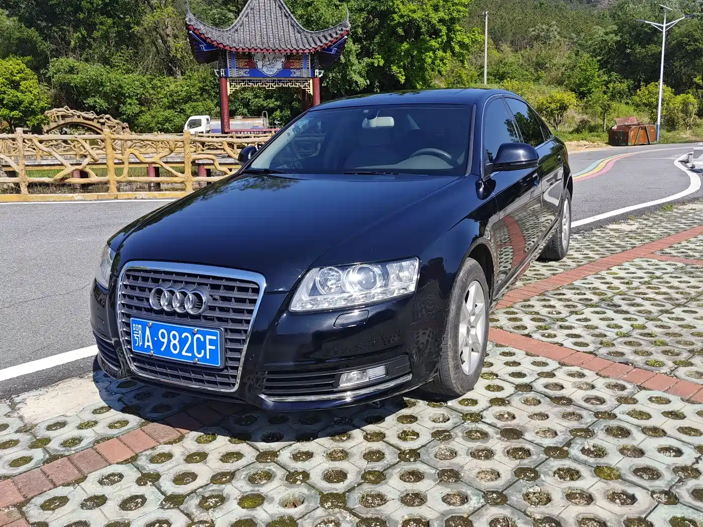 Audi A6L 2011 2.0 TFSI Automatic Comfort