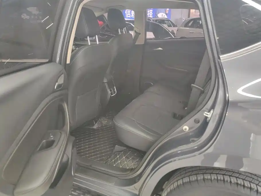 BYD Song 2021 2021 Classic Edition 1.5T Manual Luxury