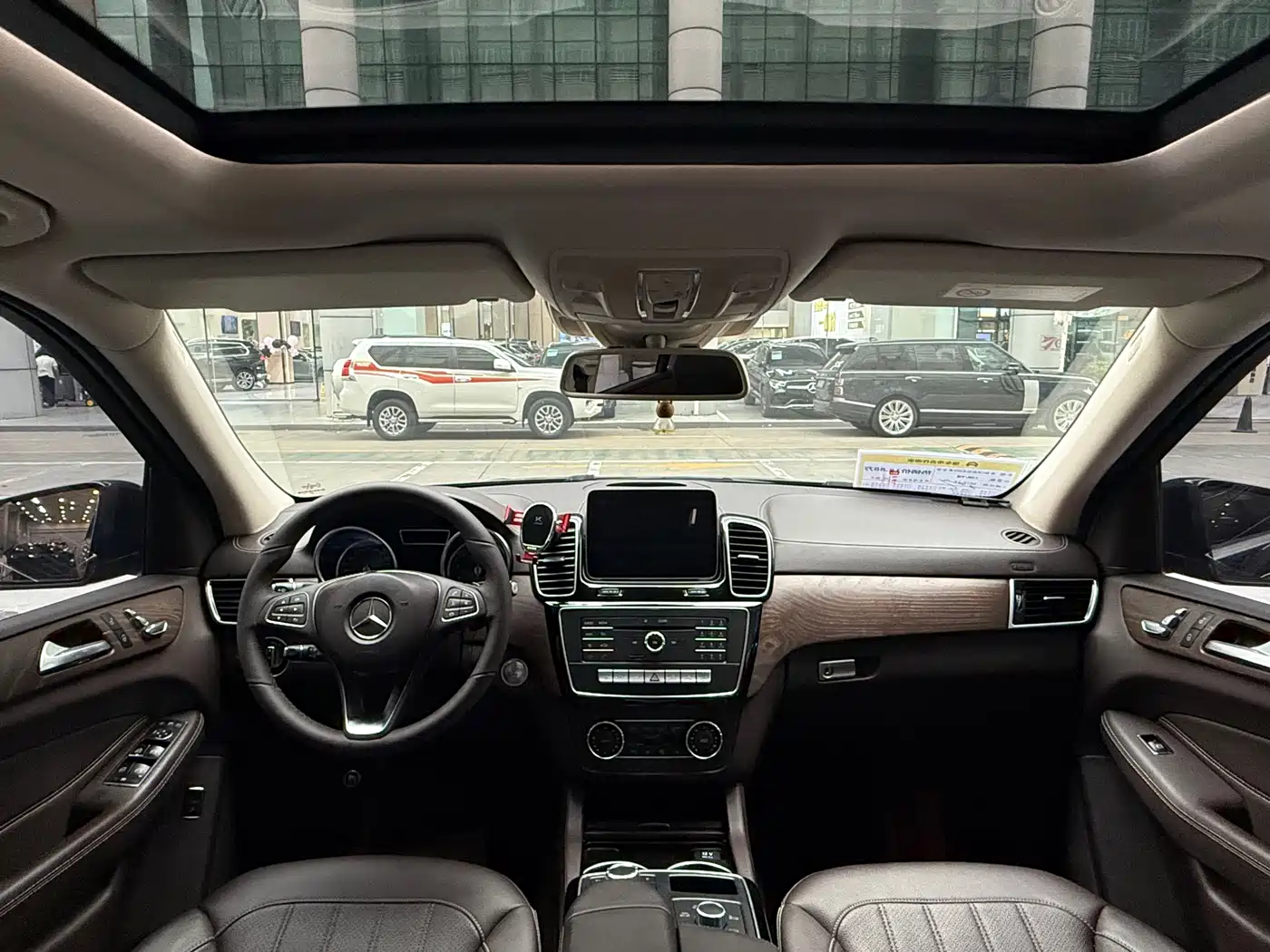 Mercedes-Benz GLE 2017 GLE 320 4MATIC Luxury фото 6