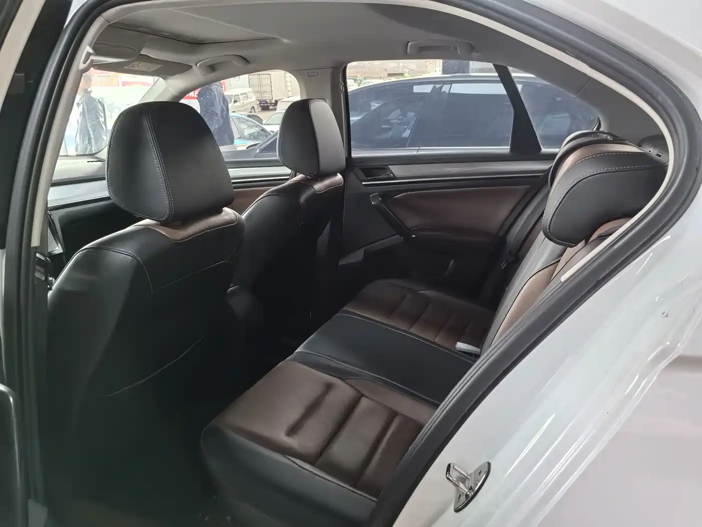 Volkswagen Bora 2016 Model 1.6L Automatic Comfort фото 9