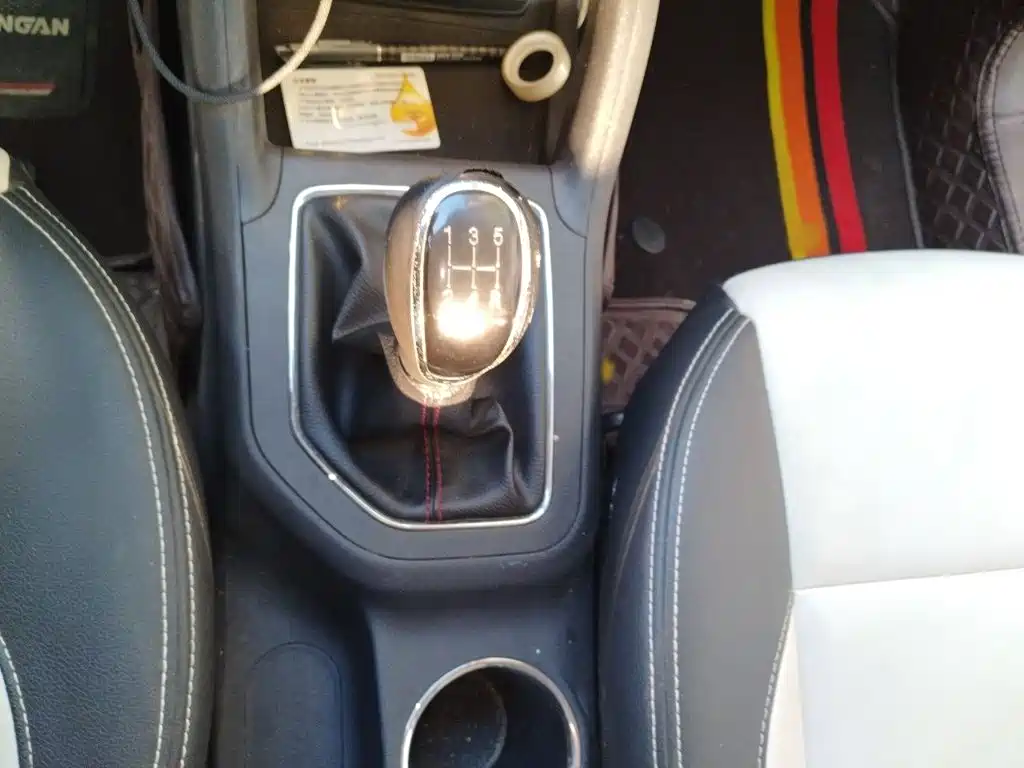 Фото 7 - Changan CS35