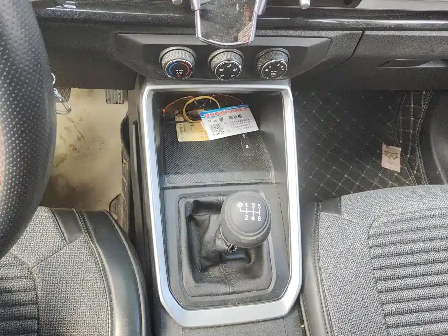 Wuling Motors Wuling Xingchi 2024 2022 1.5L Manual Freedom Edition