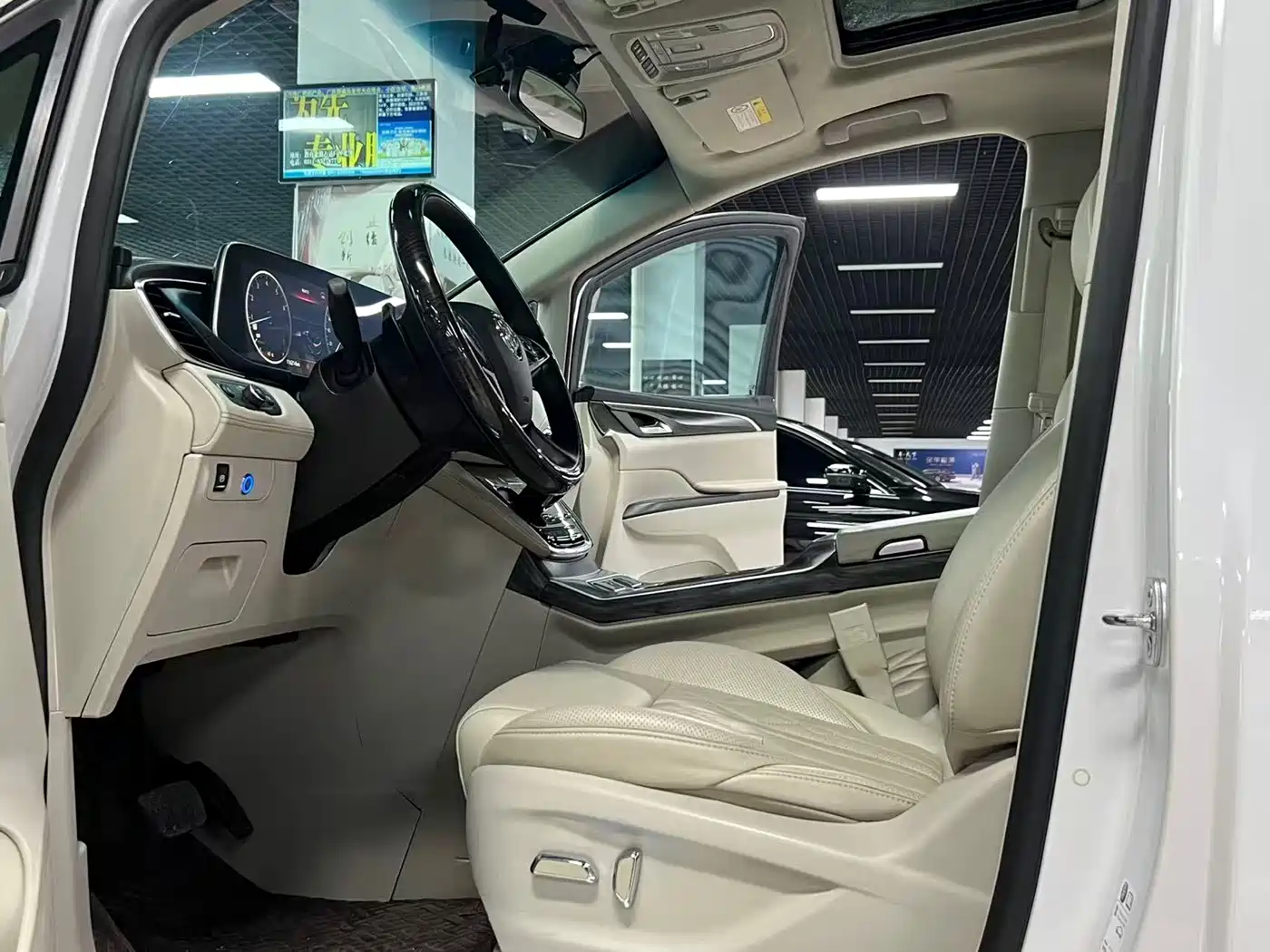 Buick GL8 2020 Model ES Landglory 653T Comfort фото 13