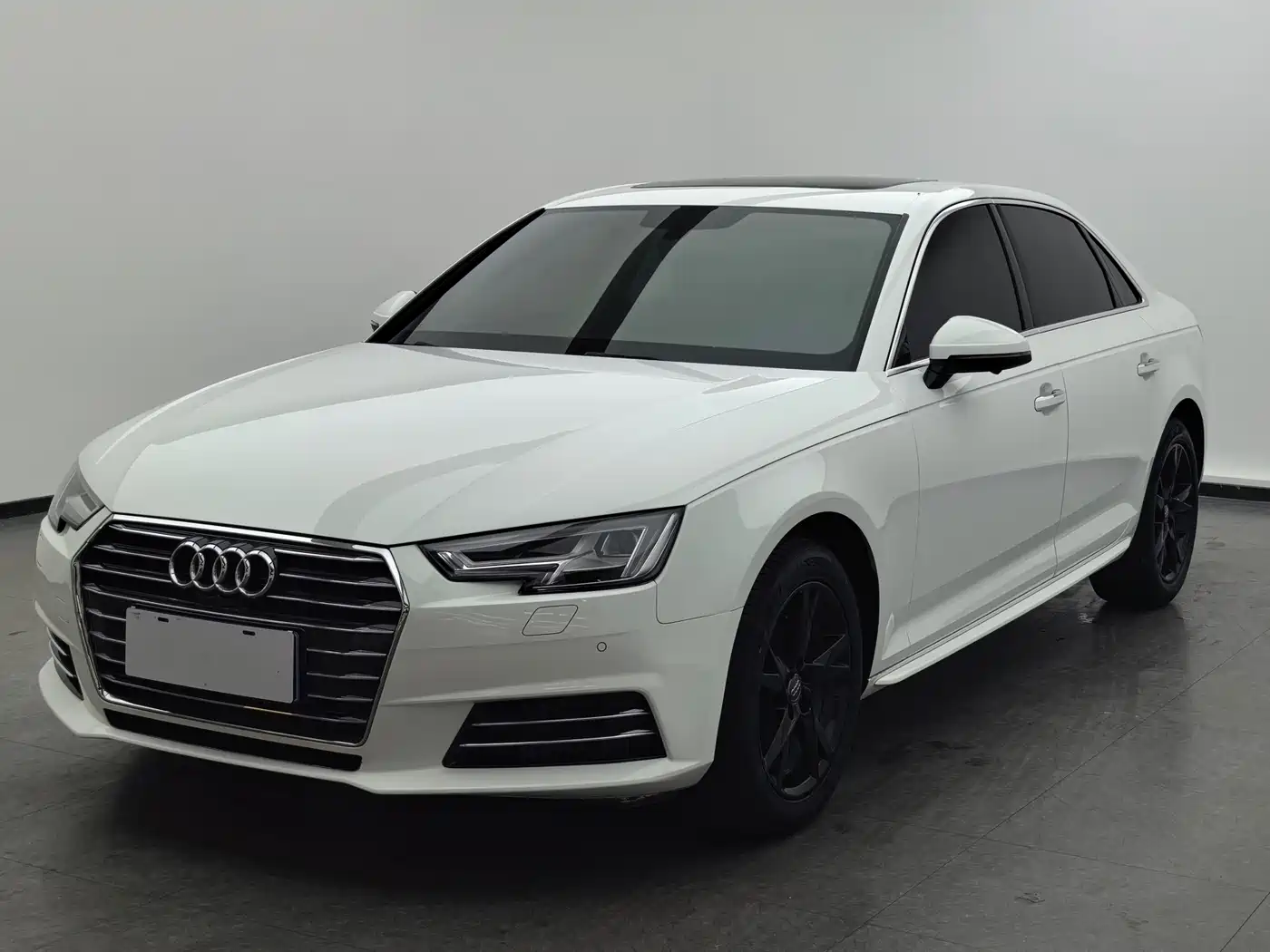 Audi A4L 2018 30th Anniversary 40 TFSI Progressive