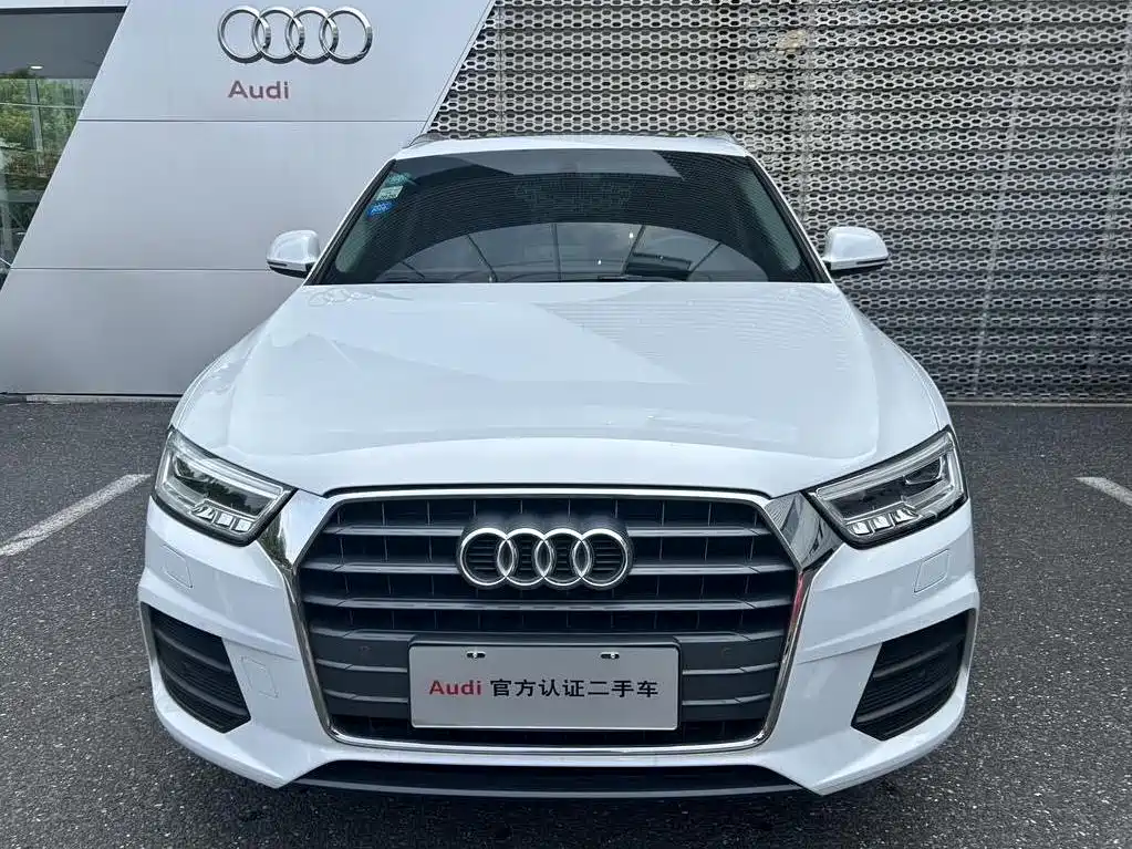 Фото 2 - Audi Q3