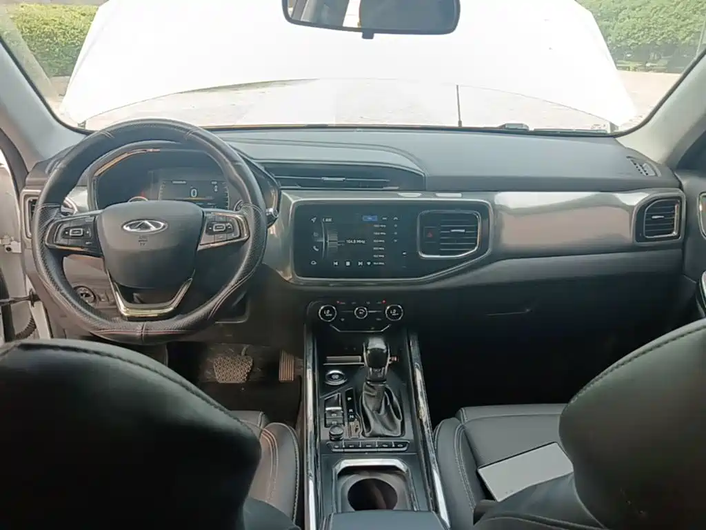 Фото 10 - Chery Tiggo 8