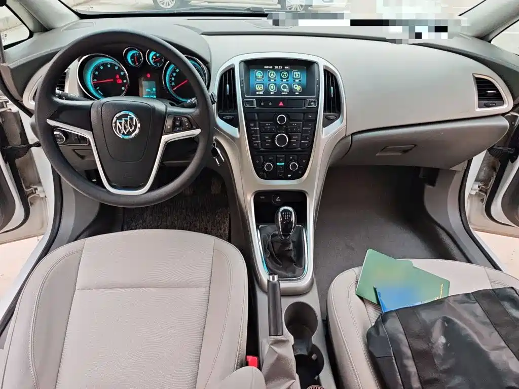 Фото 10 - Buick Excelle