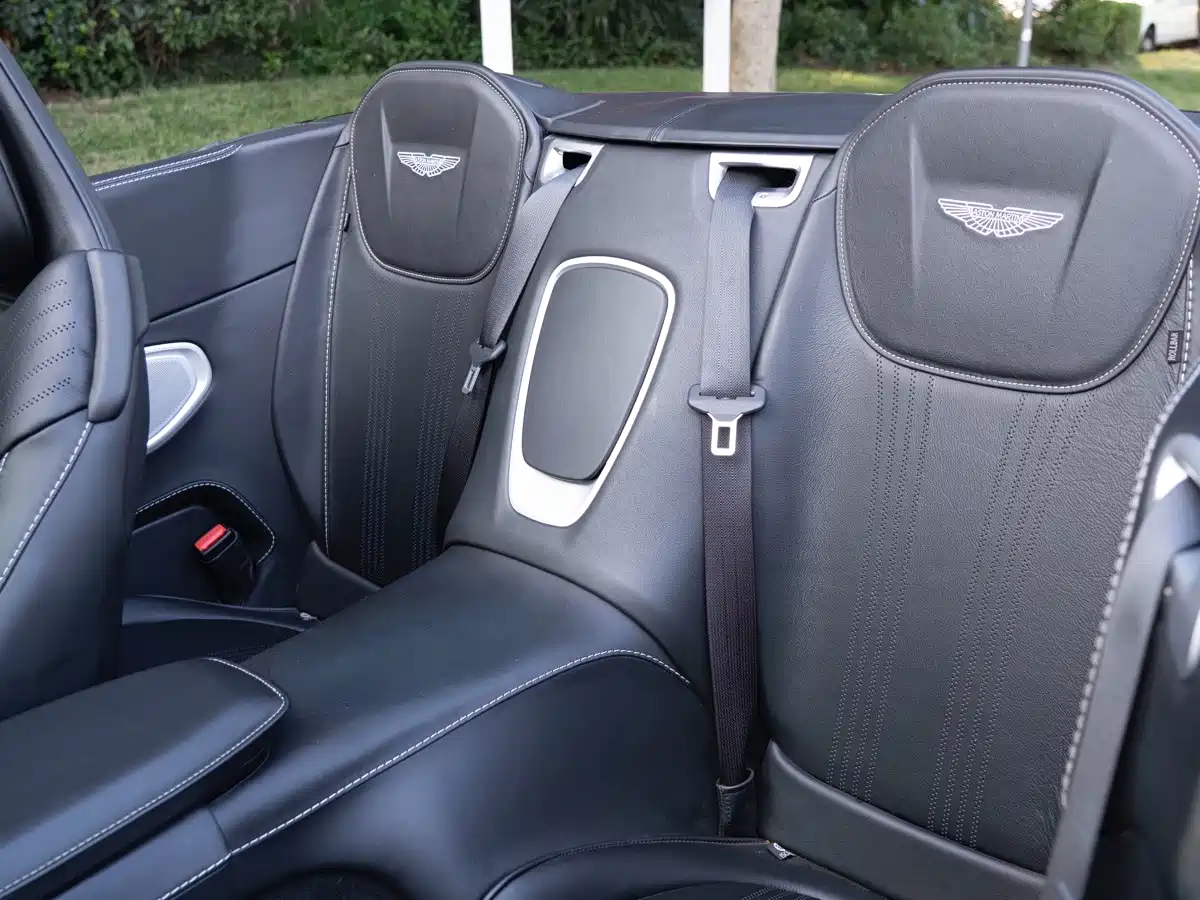 Aston Martin DB11 2021 2019 4.0T V8 Volante