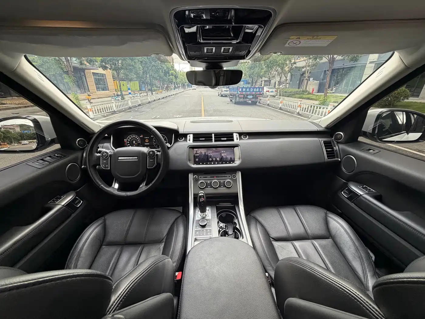 Фото 7 - Land Rover Range Rover Sport