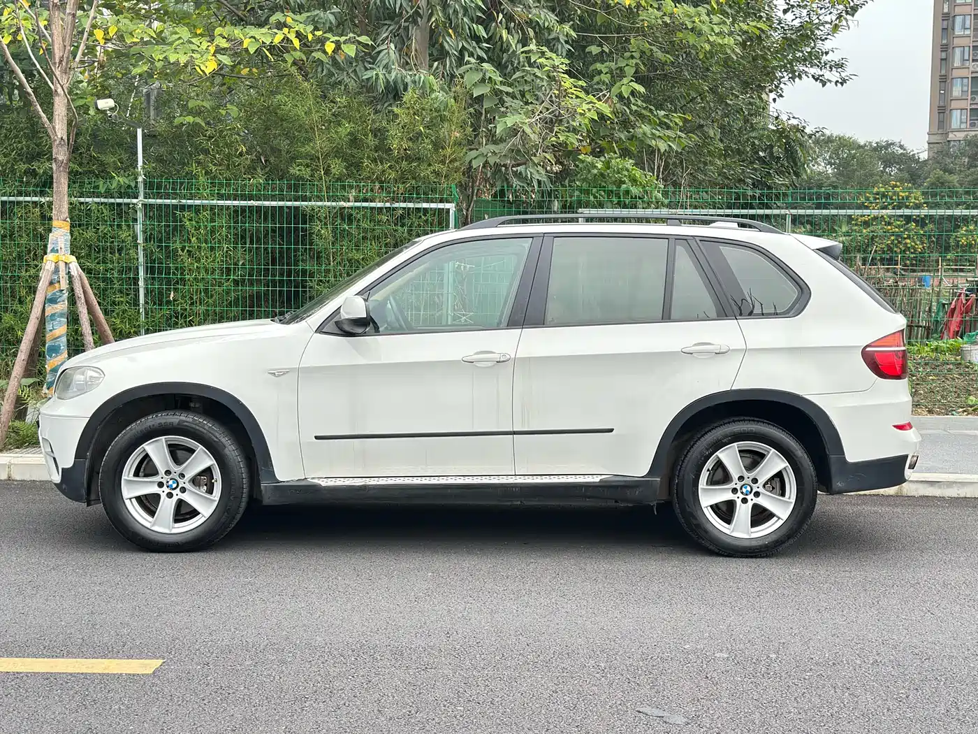 BMW X5 (Import) 2011 xDrive35i Luxury Edition фото 24