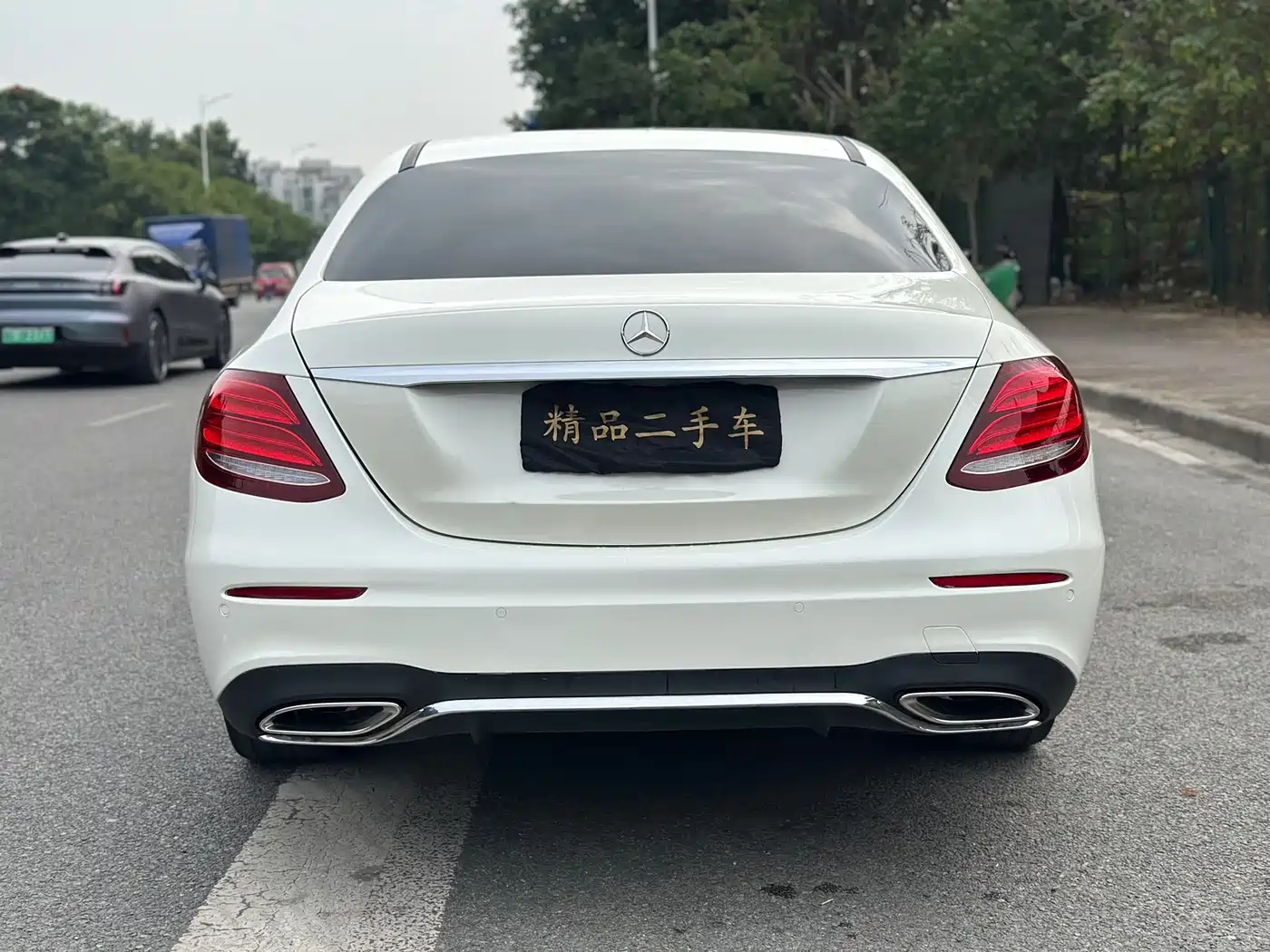 Mercedes-Benz E-Class 2016 E 200 L Sport Type фото 12