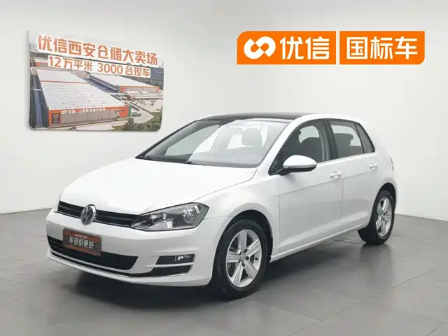 Volkswagen Golf 2016 230TSI Automatic Comfort — фото 1