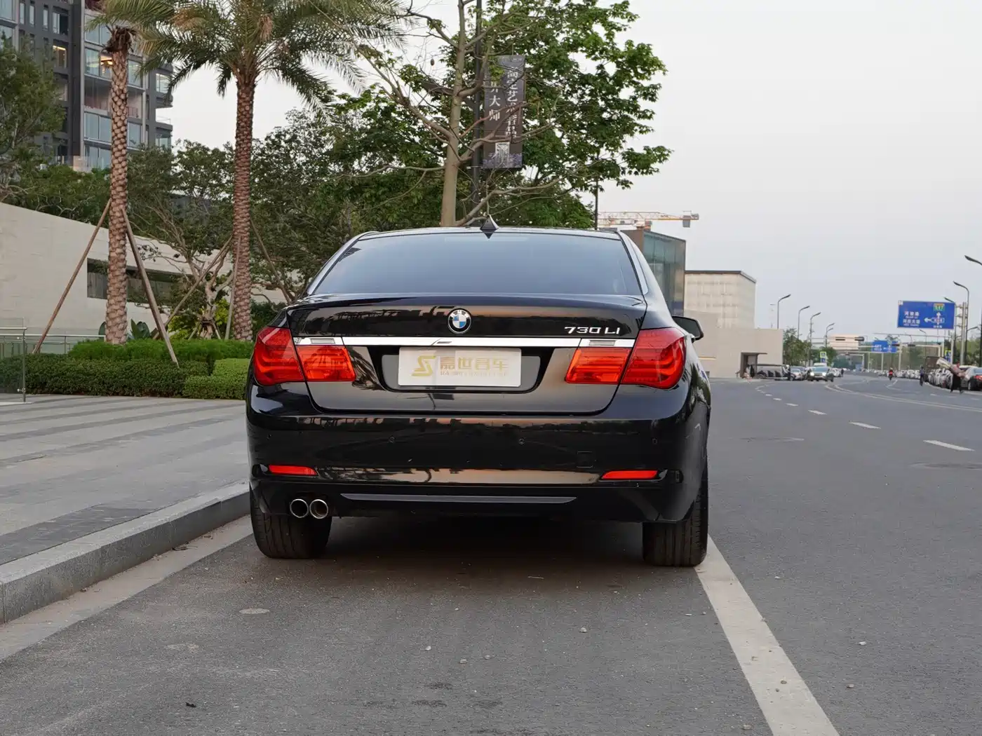 BMW 7 Series 2011 730Li Elegance фото 12
