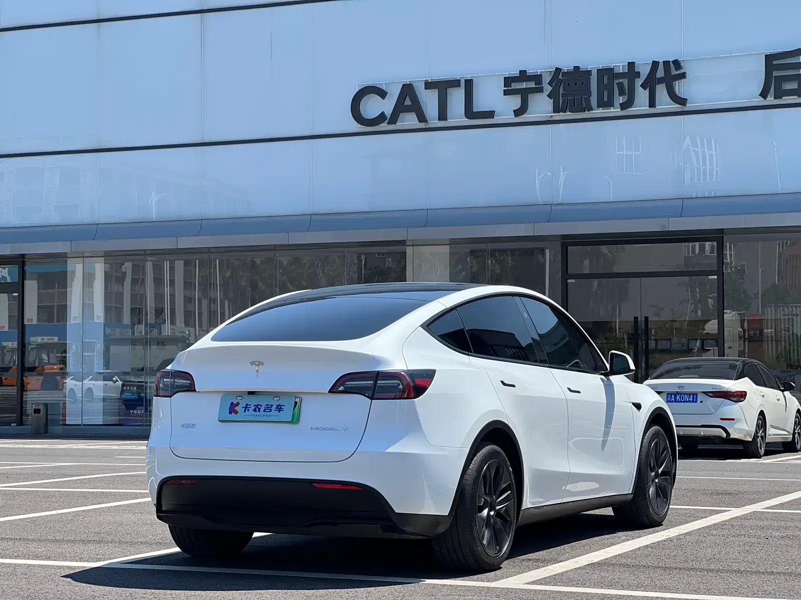 Фото 3 - Tesla Model Y