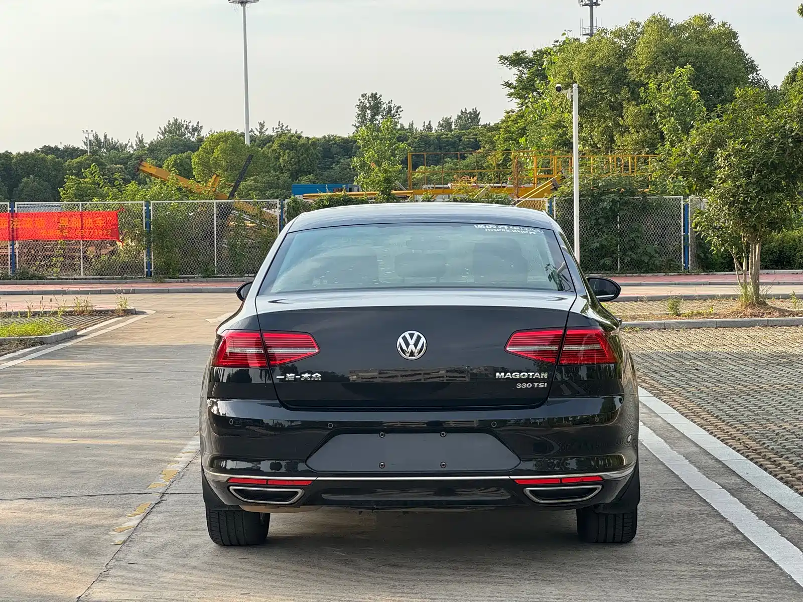 Photo 5 - Volkswagen Magotan