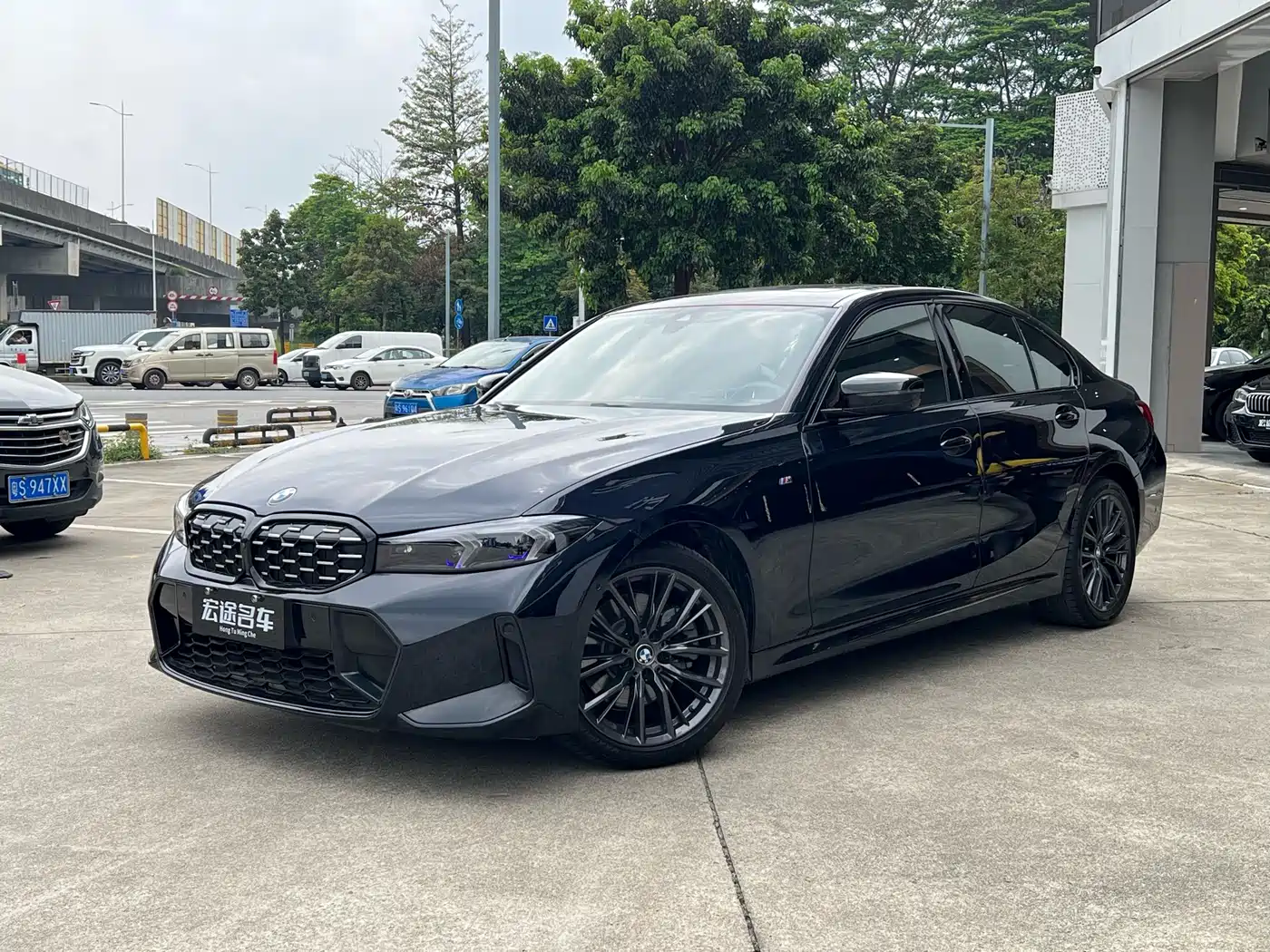 BMW 3 Series 2024 330i M Sport Shadowline Package