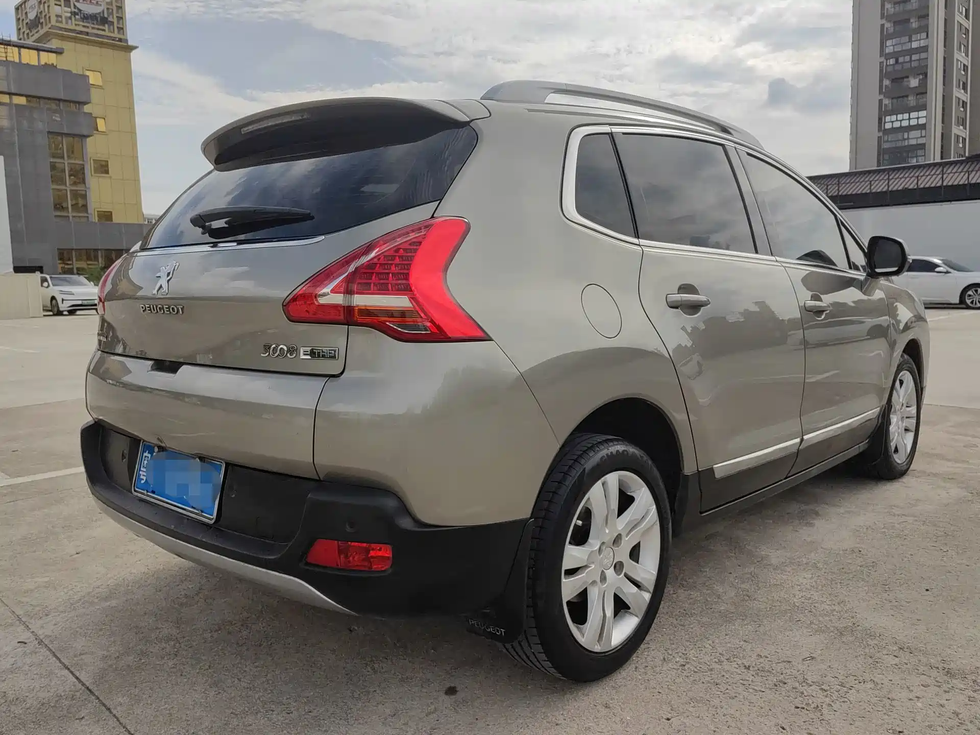 Photo 13 - Peugeot 3008