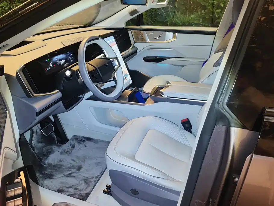 HiPhi Y 2023 2023 560km Pioneer Edition