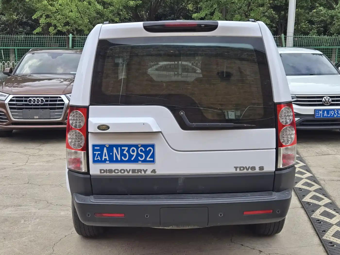 Land Rover Discovery 2010 2009 Model 2.7 TDV6-S